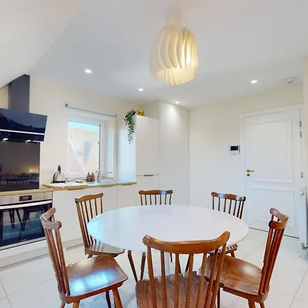 Maison Tilleul De La Vallée Noble *