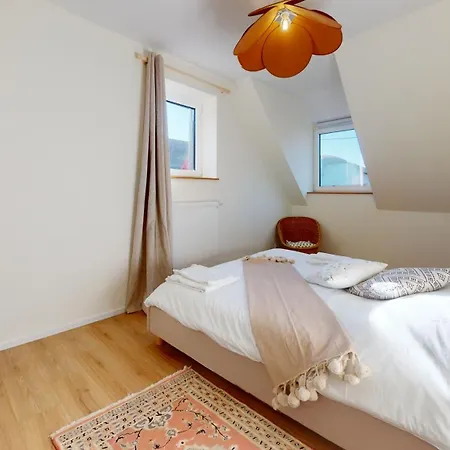 Maison Tilleul De La Vallée Noble