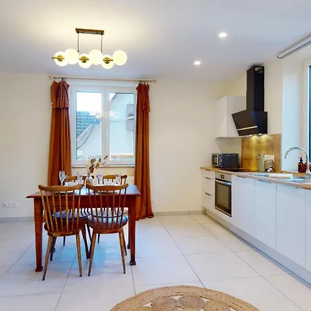 Maison Tilleul De La Vallée Noble